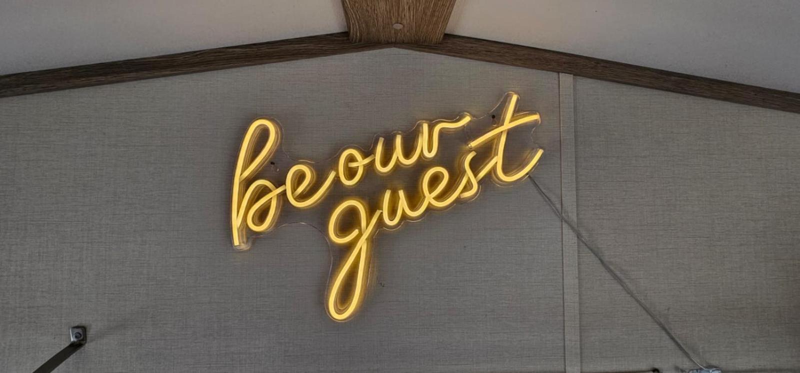 Be Our Guest Hotel Cresswell  Exterior photo